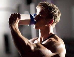 Caseína ou Whey Proteina? Vantagens e desvantagens que todos devem saber! - NutriVita